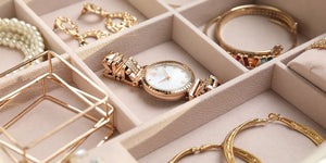 Leisure and Lifestyle &gt; Health and Beauty &gt; Jewellery Boxes, Cases and Racks