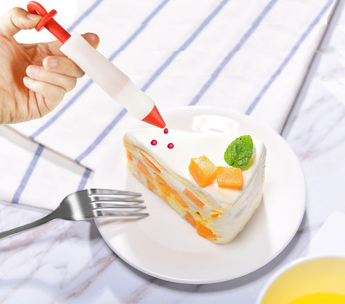 Cake Decorating Kit with Rotating Turntable – 164 Pieces