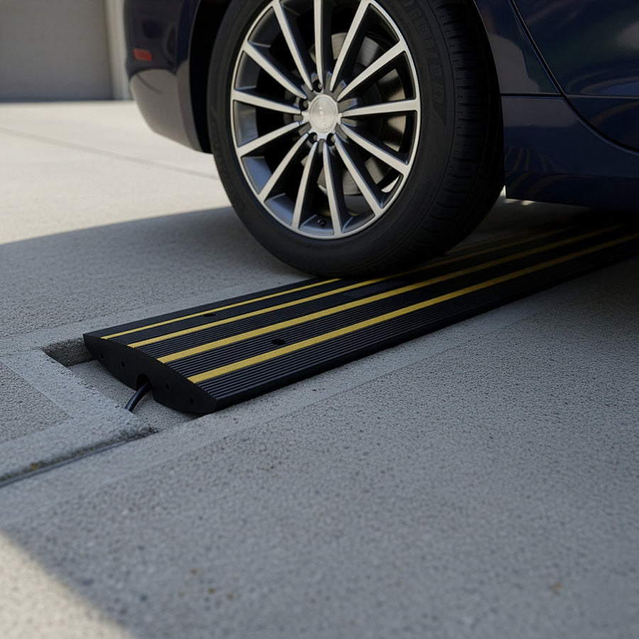 Driveway Curb Ramp – 10,000 kg Capacity with Cable Channel